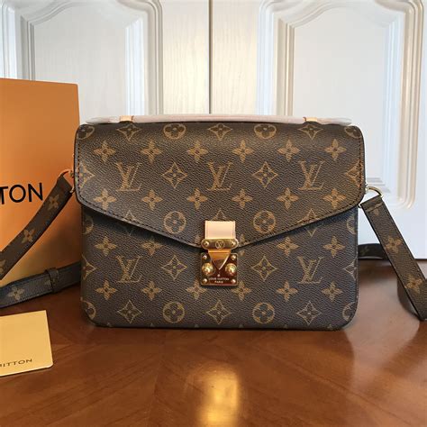 lv vrouwen tas|All Handbags Collection for Women .